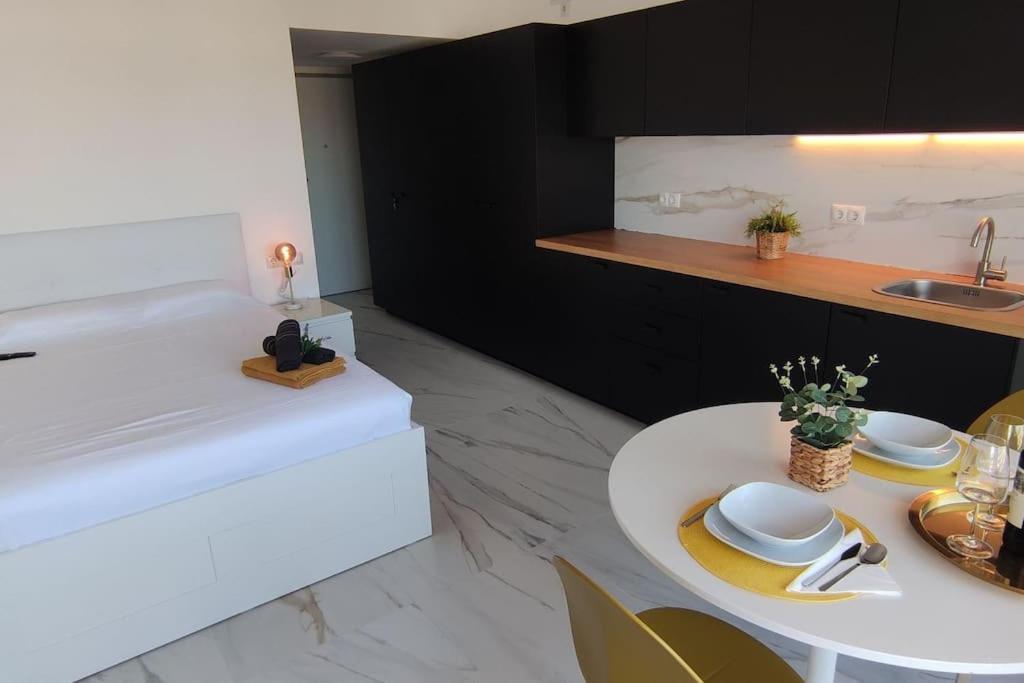 Chill Out Studio Jacuzzi & Sea Views Alicante Eksteriør bilde