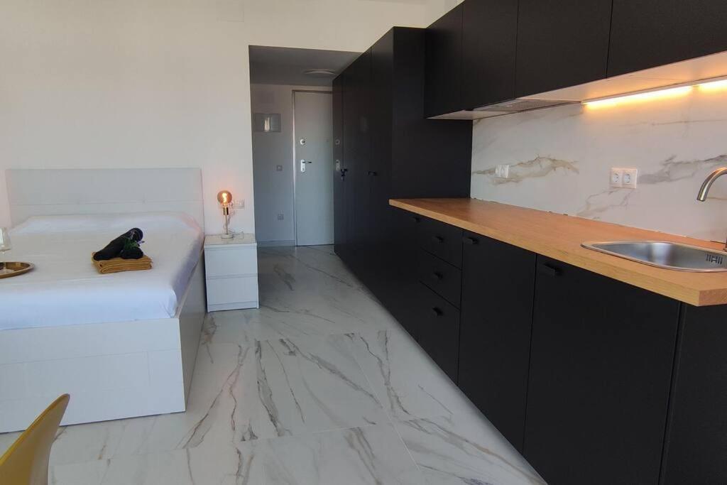 Chill Out Studio Jacuzzi & Sea Views Alicante Eksteriør bilde